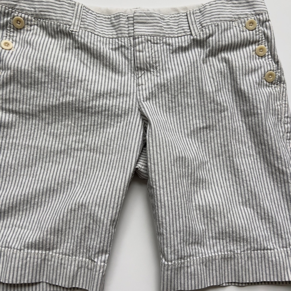 Striped Gap Maternity Cotton Blend Women’s Shorts - White & Gray - Picture 2 of 5